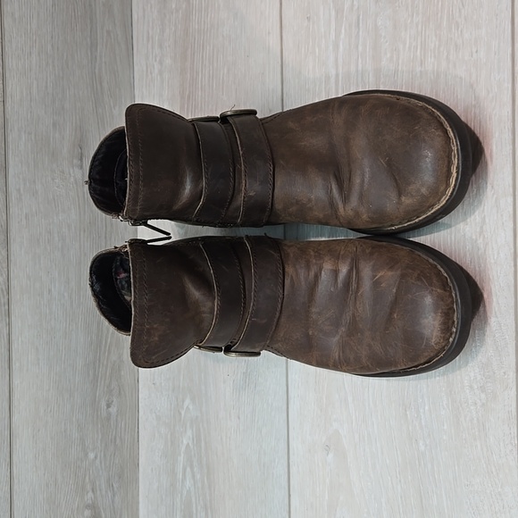 Born Women Pirlo Ankle Distressed Leather Boots shoes sz 7M - Picture 3 of 13